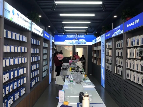 航嘉数码赤峰专卖店盛大开业，品质生活，一触即发！-2
